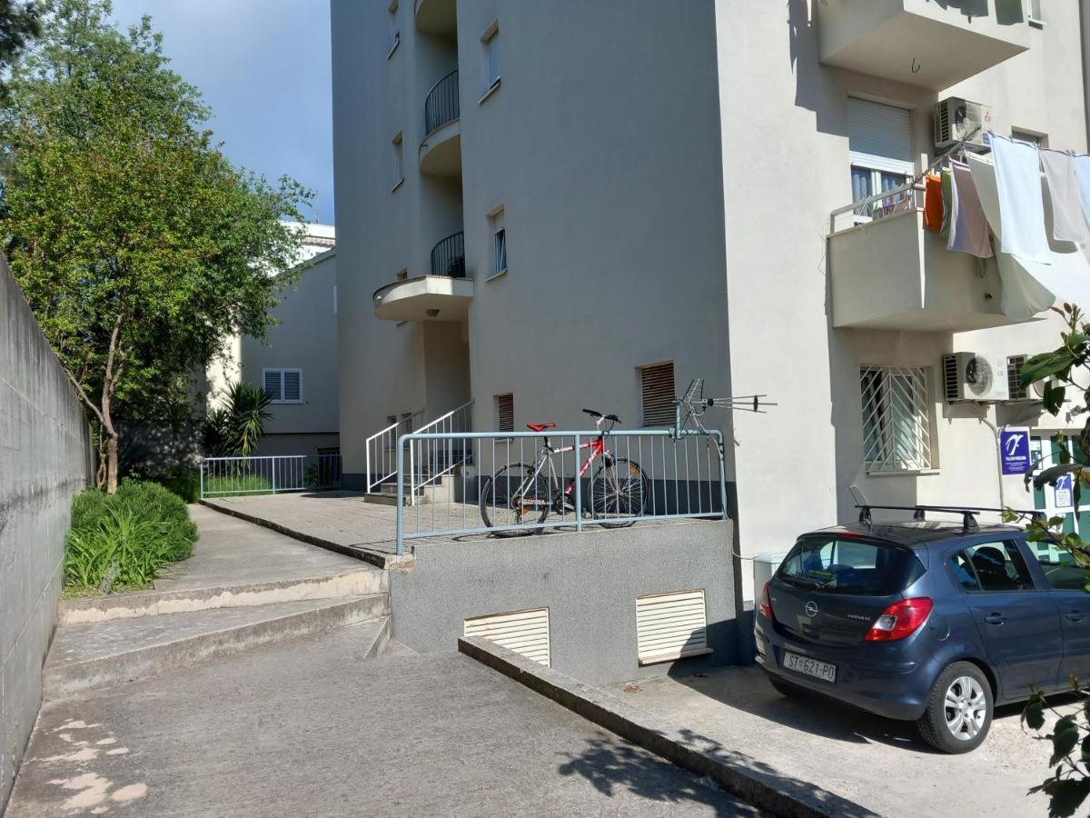 "Idea" Room With Free Parking Split Kültér fotó
